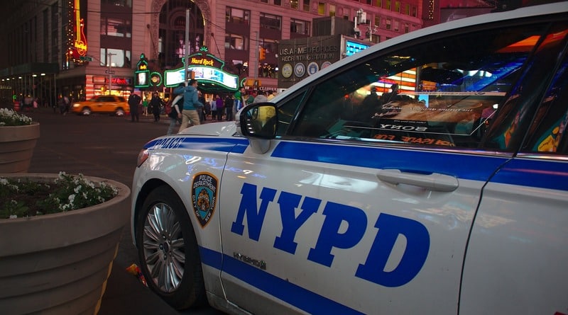 Локальные новости: Нью-йоркский полицейский вернул к жизни 15-месячную девочку