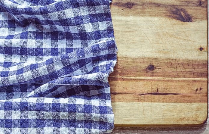 Полезное: Ваше кухонное полотенце кишит бактериями | Как с этим бороться