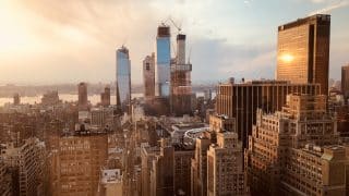 Колонки: Сколько нужно потратить, чтобы слетать в Нью-Йорк на неделю