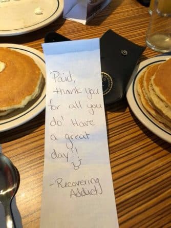 Локальные новости: В Нью-Джерси благодарная пациентка оплатила завтрак врачей скорой помощи