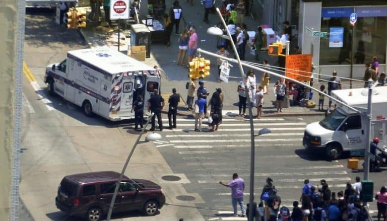 Происшествия: Стрельба в Бруклине: двое пострадавших, один погибший