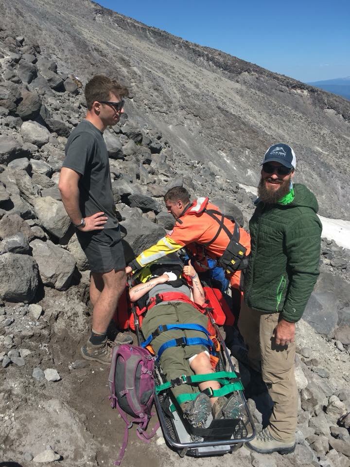 Популярное: В штате Вашингтон альпинистка выжила после падения со скалы, пролетев 100 метров