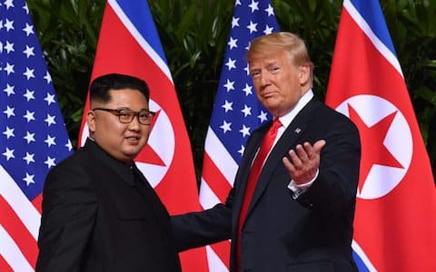 Политика: Трамп поблагодарил Ким Чен Ына за передачу останков солдат США, погибших в Корейской войне