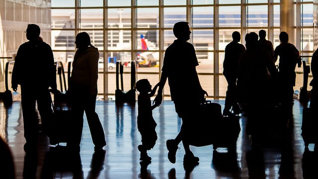 Закон и право: В США собираются отменить проверку безопасности более чем в 150 аэропортах