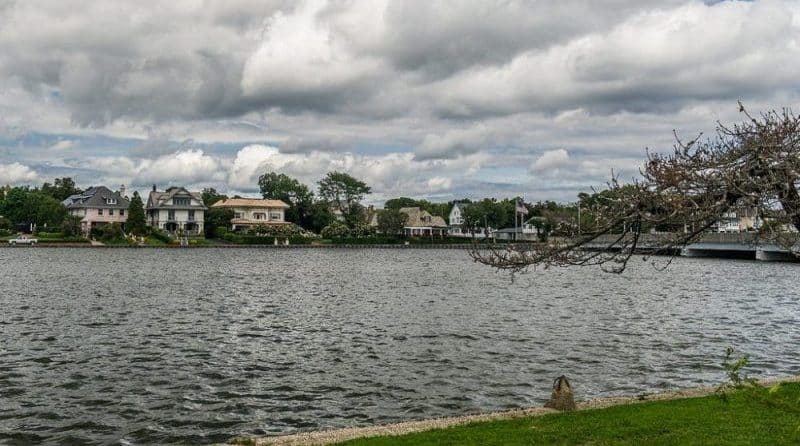 Здоровье: Озеро Deal Lake в Нью-Джерси