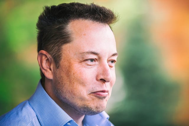 Бизнес: Илон Маск подтвердил приватизацию Tesla