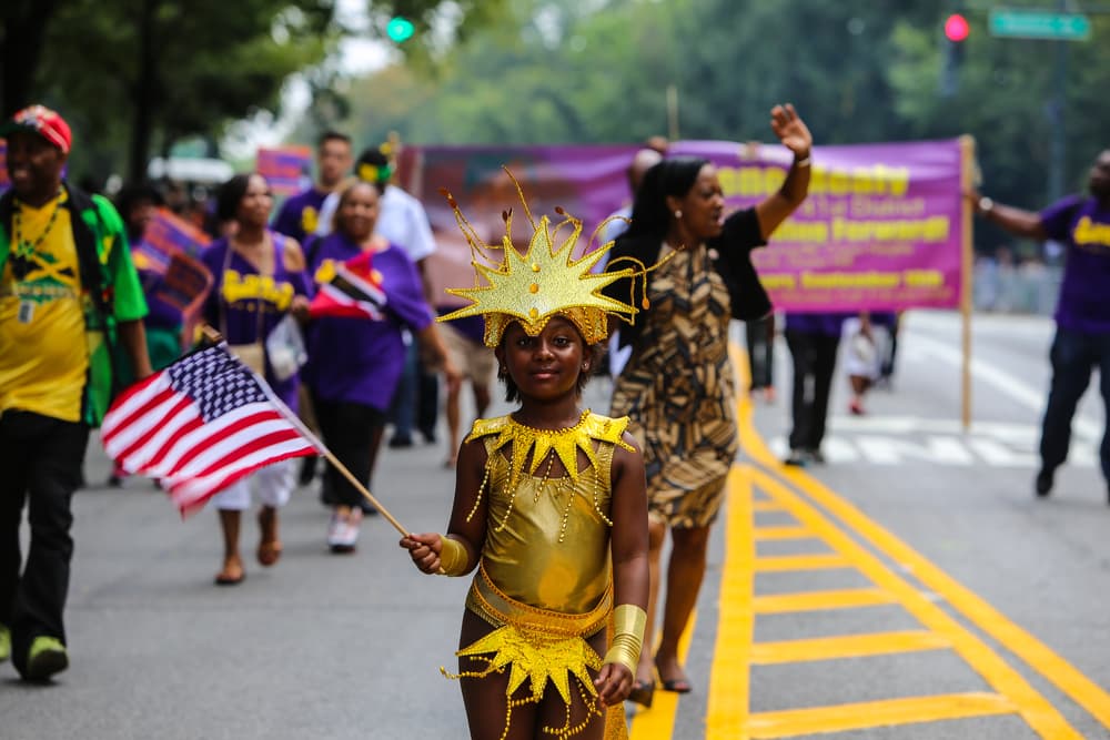 Афиша: парад на день труда в нью-йорке