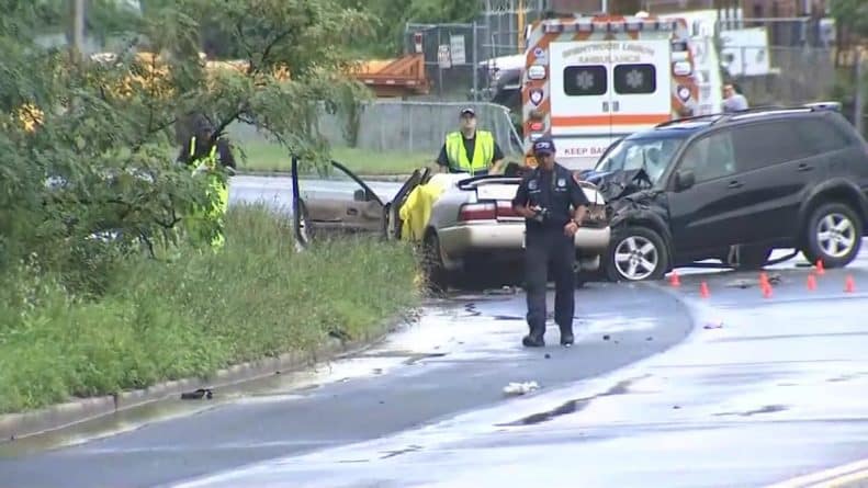 Происшествия: Авария на Лонг-Айленде: муж и жена погибли, 2 детей получили серьезные травмы