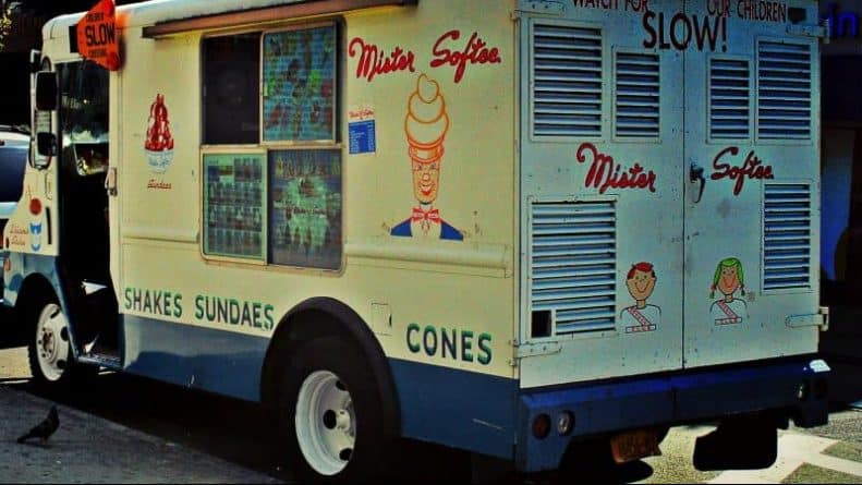 Бизнес: Жители Нью-Йорка жалуются на фургон с мороженым Mister Softee. Всему виной — зловещая мелодия
