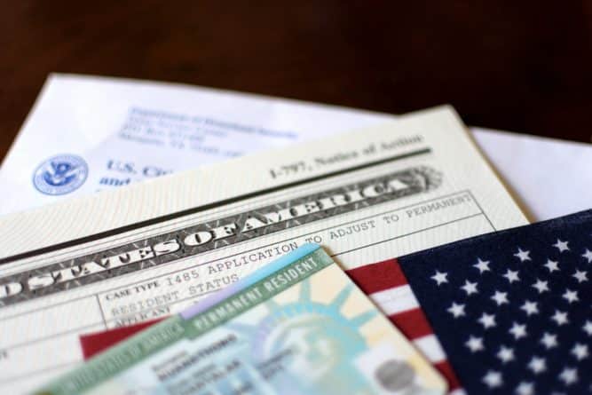 Иммиграция в США: Прием заявок на участие в лотерее грин-карт 2020 начнется 3 октября 2018 года