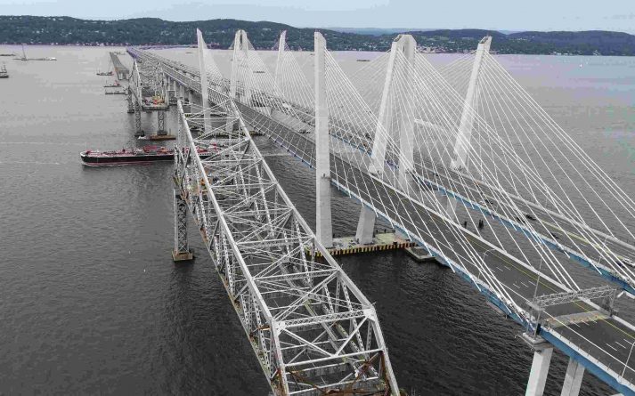 Локальные новости: В Нью-Йорке из-за опасности обрушения отменили открытие второго пролета моста Марио Куомо