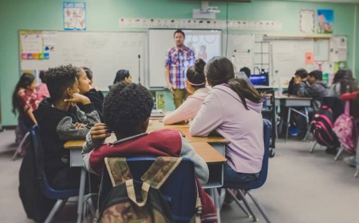 Локальные новости: Только меньше половины учащихся общественных школ Нью-Йорка смогли сдать математику и английский
