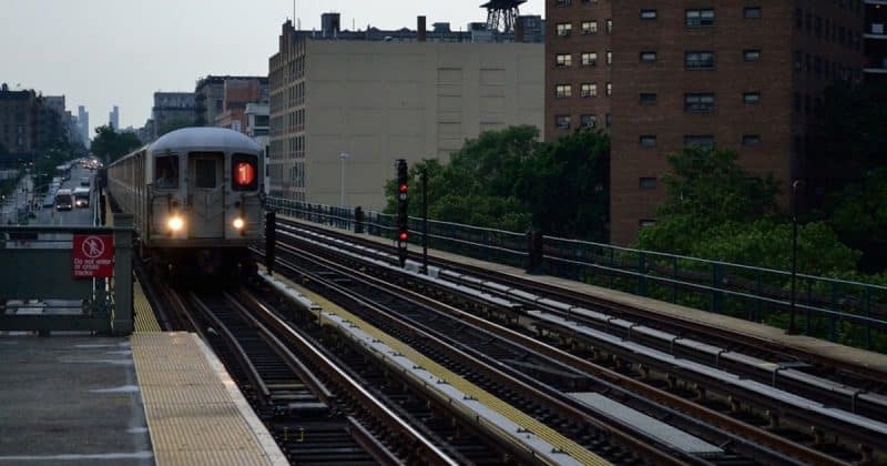 Локальные новости: Казначей Нью-Йорка предложил снизить тарифы Metro-North до $2,75