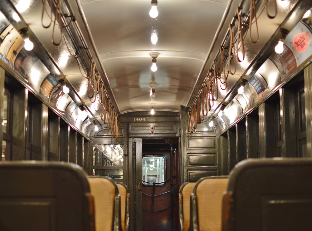 Локальные новости: New York Transit Museum запускают винтажные поезда к Хэллоуину