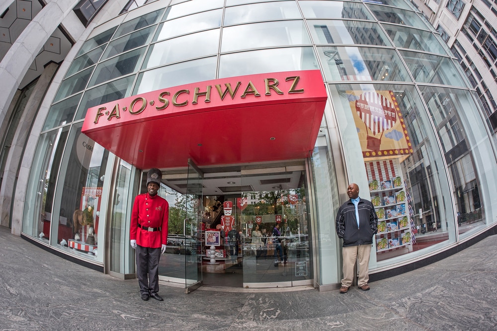 Локальные новости: Спустя три года FAO Schwarz возвращается в Нью-Йорк
