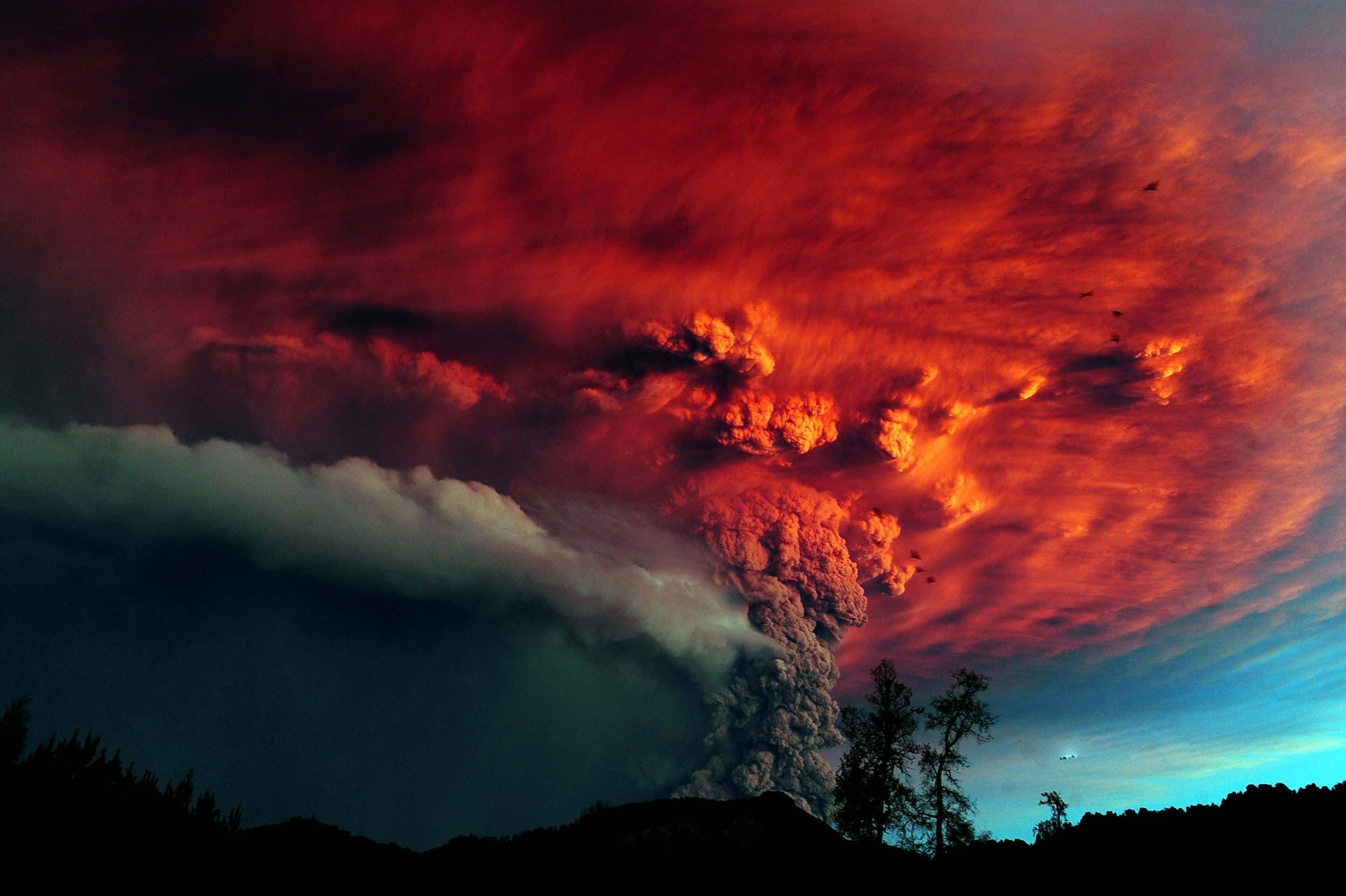 Наука: USGS определила 18 вулканов США, представляющих смертельную угрозу для американцев