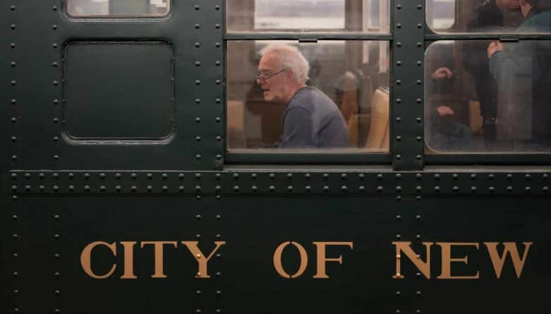 Локальные новости: В Хэллоуин Нью-Йоркский музей транспорта снова запустит свои винтажные поезда