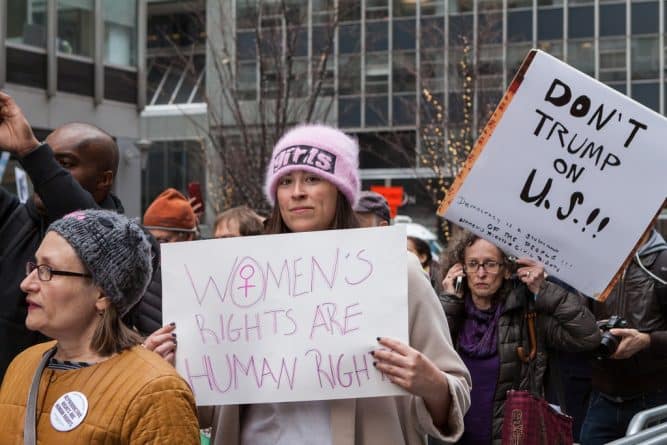 Политика: В Женском марше раскол. Куда и с кем идти в Нью-Йорке 19 января?