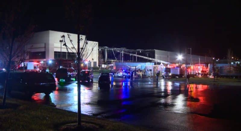 Происшествия: 2 человека погибли в результате обрушения стены на складе Amazon в Балтиморе