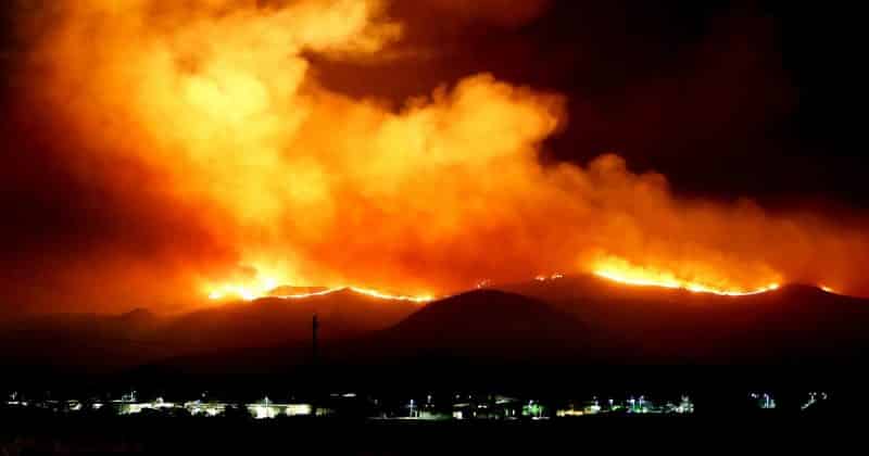 Происшествия: Пожары в Калифорнии: 58 погибших, жители сгоревшего Парадайса требуют отставки мэра