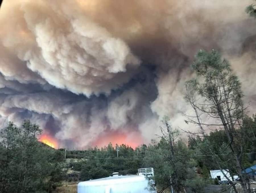Происшествия: Рай в огне: пожар практически уничтожил город Парадайс в Калифорнии