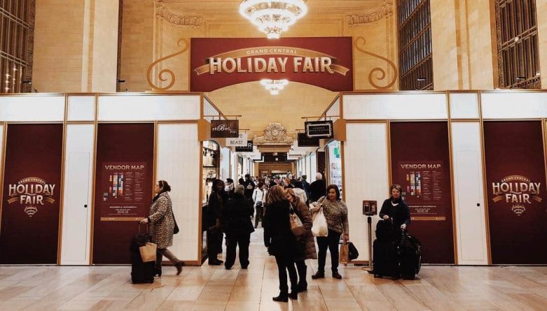 Путешествия: На Центральном вокзале Нью-Йорка открылась ежегодная праздничная ярмарка — Holiday Fair