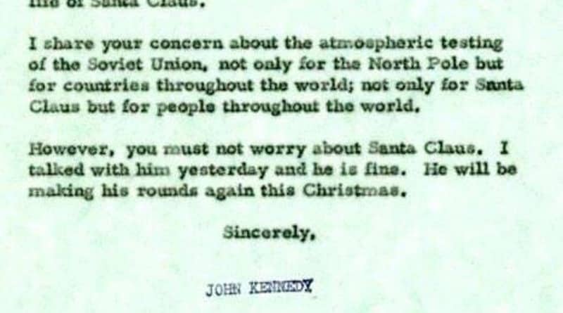 История: Опубликовано письмо Кеннеди ребенку, где он пишет, что «Санта в безопасности от СССР»