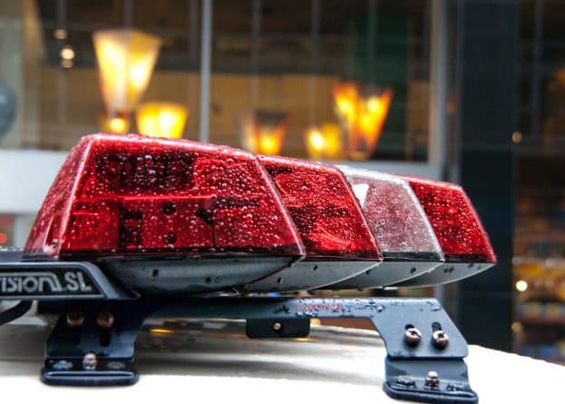 Происшествия: В Нью-Йорке полицейские, спасая ребенка, сбили пешехода