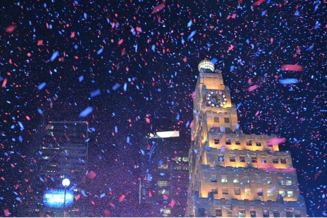 Локальные новости: За безопасностью на Times Square в новогоднюю ночь проследит полицейский дрон