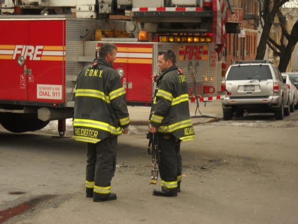 Закон и право: Нью-Йорк выплатил $224 тыс. пожарному-мусульманину, над которым издевались коллеги