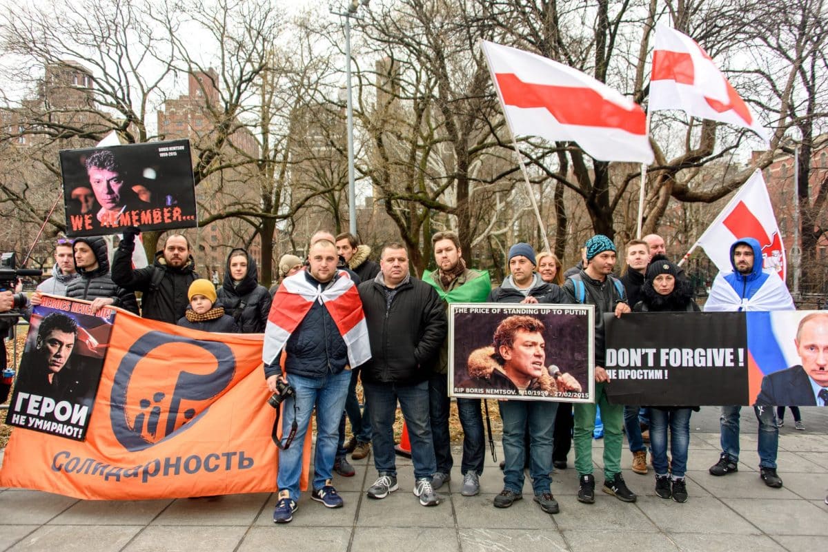 Локальные новости: В Нью-Йорке прошел марш в память о российском оппозиционере Борисе Немцове рис 3