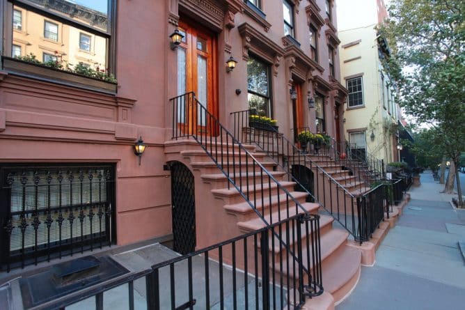 Недвижимость: Бруклинцам предложат доступное жилье в подвалах по программе East New York