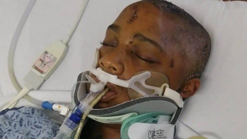 Закон и право: Мужчина впал в кому после нападения полицейского LAPD. Семья жертвы подала в суд на город