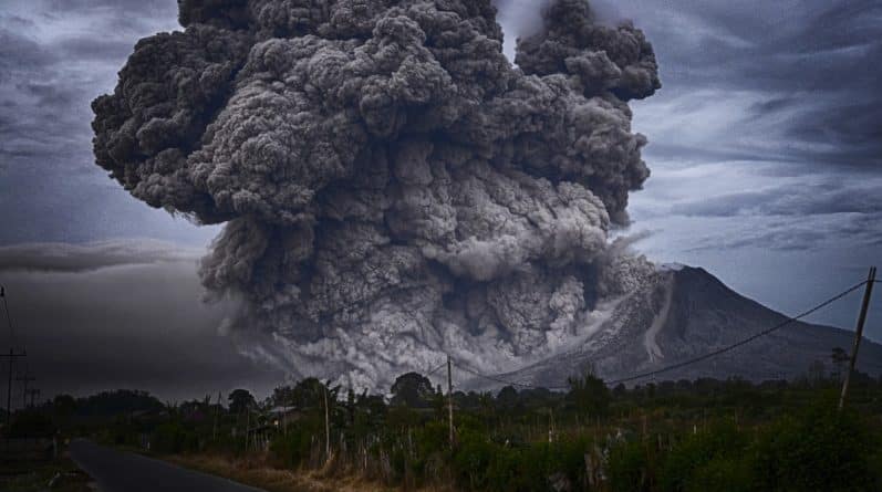 Локальные новости: Скрытая угроза: ученые назвали вулканы в Калифорнии, которые могут извергнуться в ближайшие 30 лет