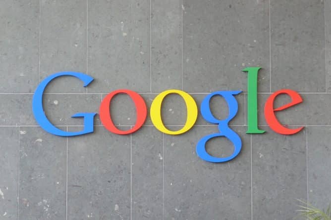 Технологии: Компания Google обнаружила, что за одинаковую работу больше недоплачивает мужчинам, чем женщинам