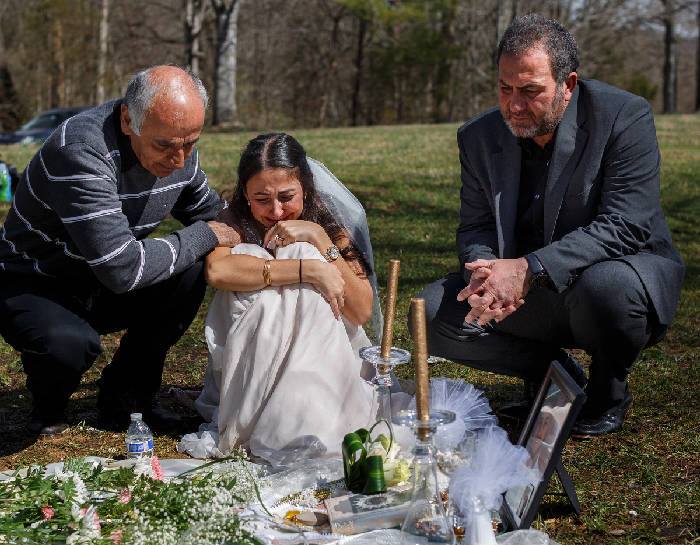 Происшествия: невеста на могиле рис 2
