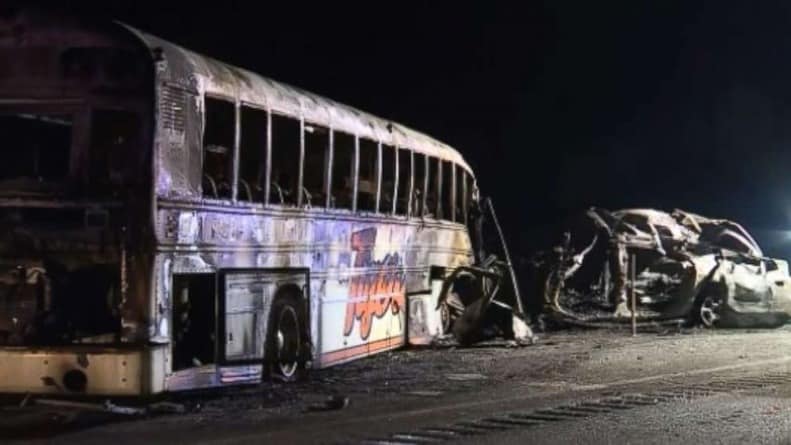 Школьный автобус со спортивной командой попал в ДТП: есть погибшие