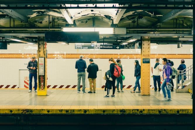 Локальные новости: MTA проиграла суд ньюйоркцам с инвалидностью и установит лифты на 50 станциях метро