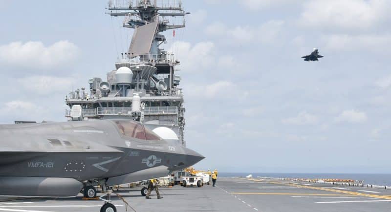 Колонки: Пилоты и персонал авиации ВМС США получат новые формы отчетов о встречах с необъяснимым