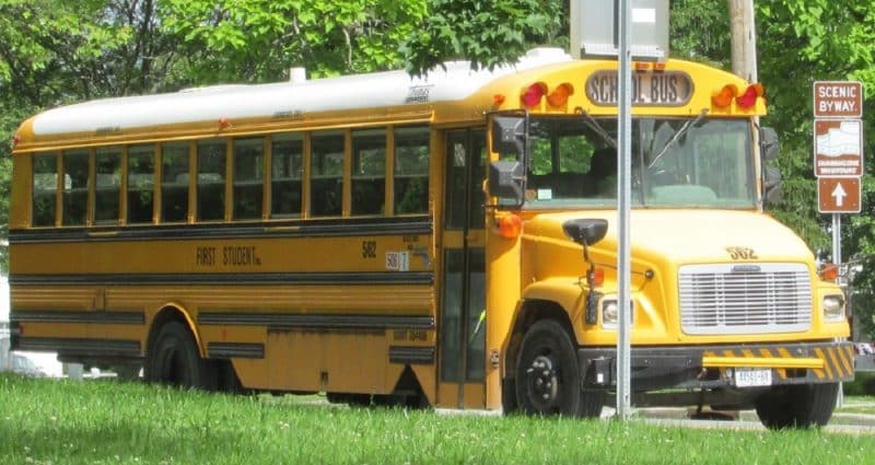 Происшествия: В Канзасе уволили учительницу, которая ударила ногой 5-летнюю девочку