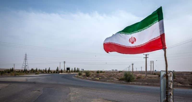 Политика: Трамп готов полностью перекрыть Ирану возможности экспортировать нефть и поддерживать экономику