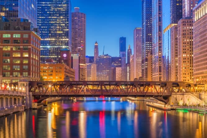 Локальные новости: В США ежегодно сотни миллионов птиц гибнут из-за небоскребов — самым опасным городом для пернатых назван Чикаго