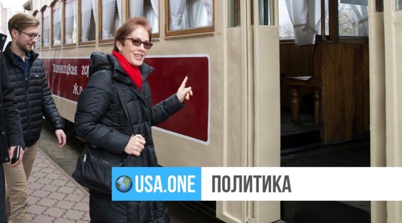 Политика: Мари Йованович уйдет с поста посла США в Украине