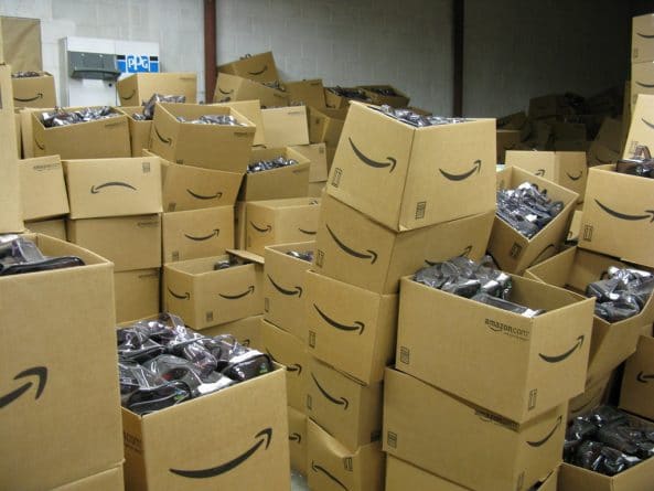 В мире: Расследование французских журналистов показало, что Amazon уничтожает миллионы новых товаров, которые не может продать