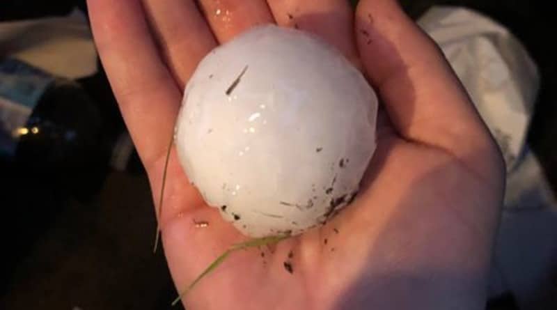 Погода: Торнадо и град размером с бейсбольный мяч: 40 миллионов американцев предупредили о шторме