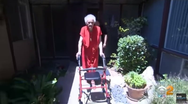 Недвижимость: 102-летнюю калифорнийку выселяют из дома, чтобы там могла жить дочь хозяйки