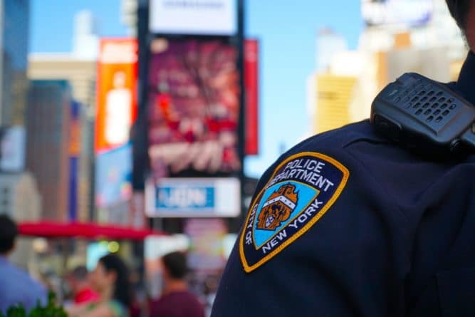 Происшествия: Арестовали мужчину, планировавшего купить оружие и устроить атаку на Таймс-сквер