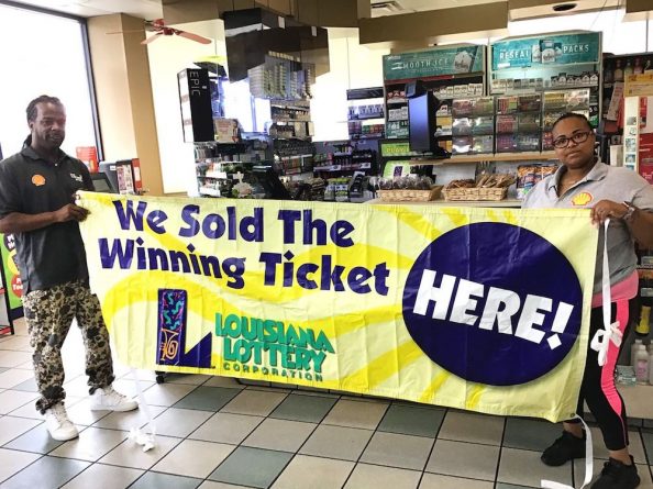 Локальные новости: Жительница Луизианы и не догадывалась, что выиграла джекпот — пока ее не отметили в посте на Facebook