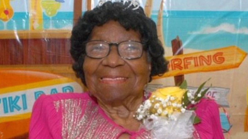 Локальные новости: В Нью-Йорке отпраздновала свой 114-й день рождения самая пожилая жительница США