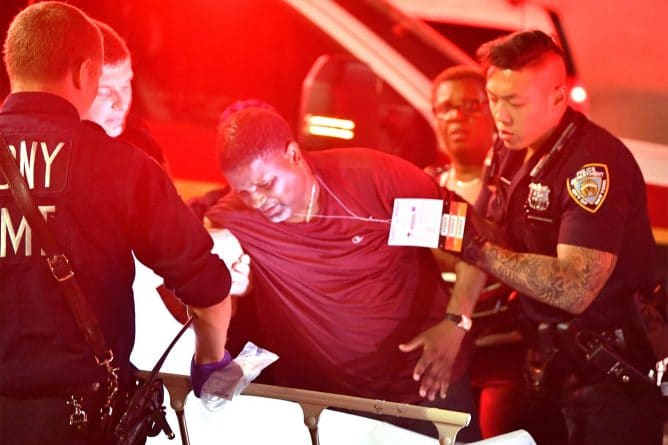 Происшествия: Стрельба на вечеринке в Бруклине: есть погибший, 11 получили ранения